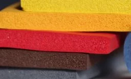 Non-black colored sponge